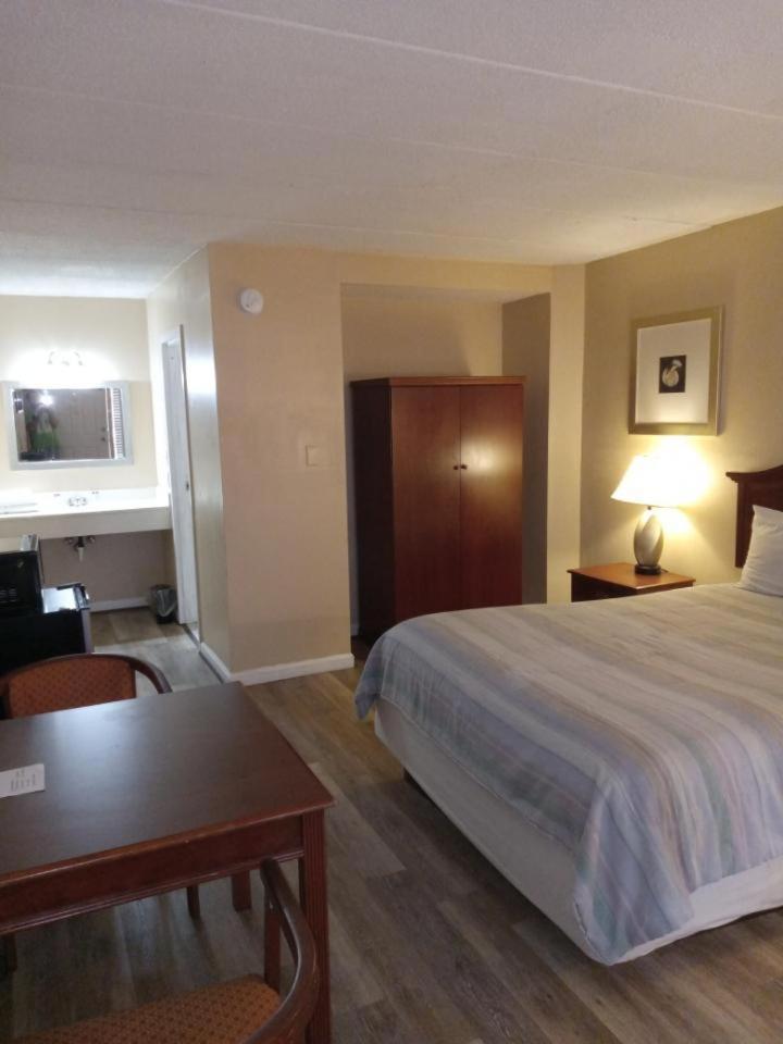 Apm Inn And Suites Winchester Exteriér fotografie