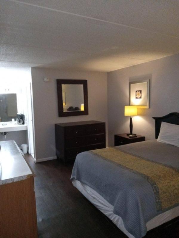 Apm Inn And Suites Winchester Exteriér fotografie